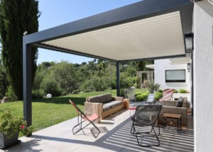 HOMANOVA Une Pergola Pour Plus De Confort 01